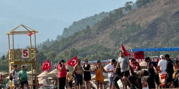 Antalya Adrasan sahili bir genci yuttu!