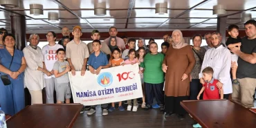 Manisa'da özel bireylerin hayatına dokunan gezi